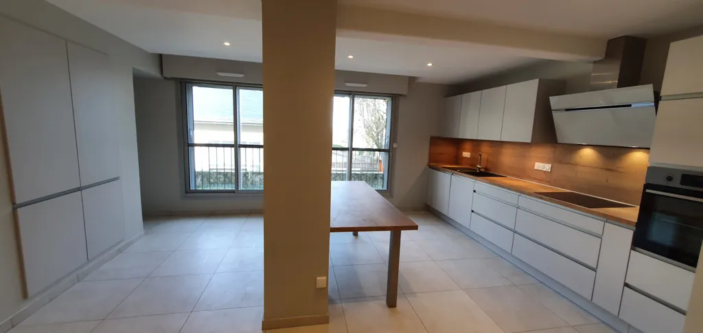 Cucina - Contemporary 4-Piece Apartment in Rodez Centre