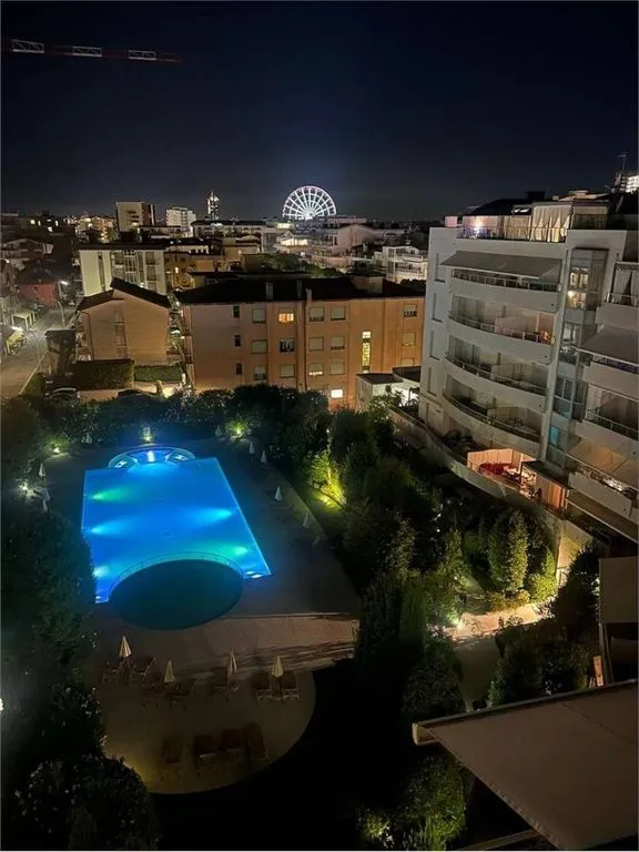 Rõdu - Luxury Penthouse with Sea View in Jesolo