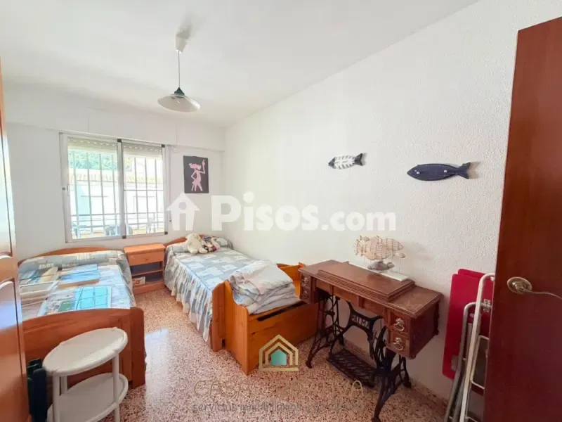 Camere da letto - Spacious Apartment with Balcony in Barx