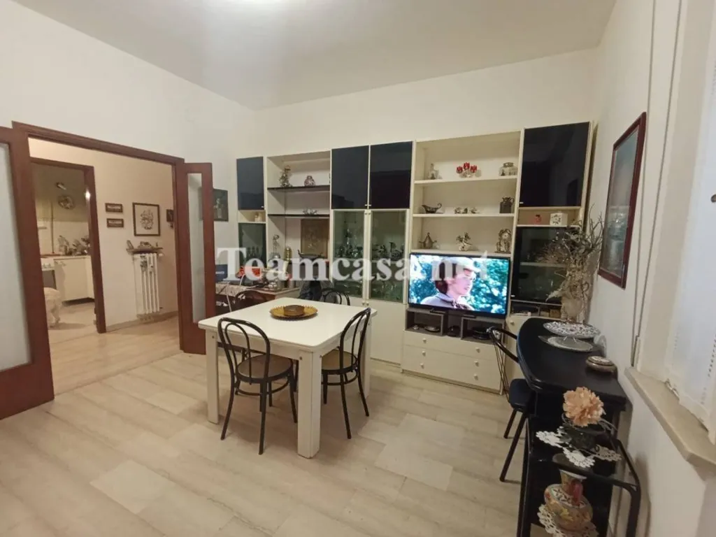 Sala da pranzo - Spacious Apartment with Balcony in Pesaro Centre