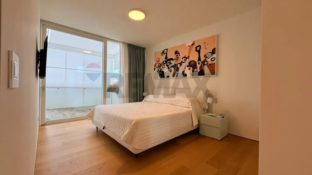Magamistoad - Attic with Pool in Central Jesolo