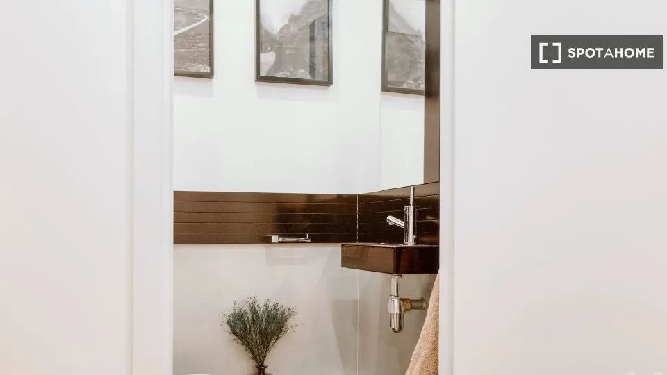 Bagni - 2-Bedroom Apartment in Legendre-Lévis, Paris