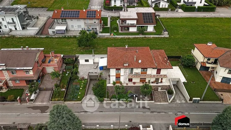 Aerial - Bifamiliar House with Garden in Zanè