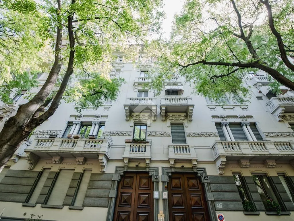 Välivaade - Retro Loft with Garden View in Milan