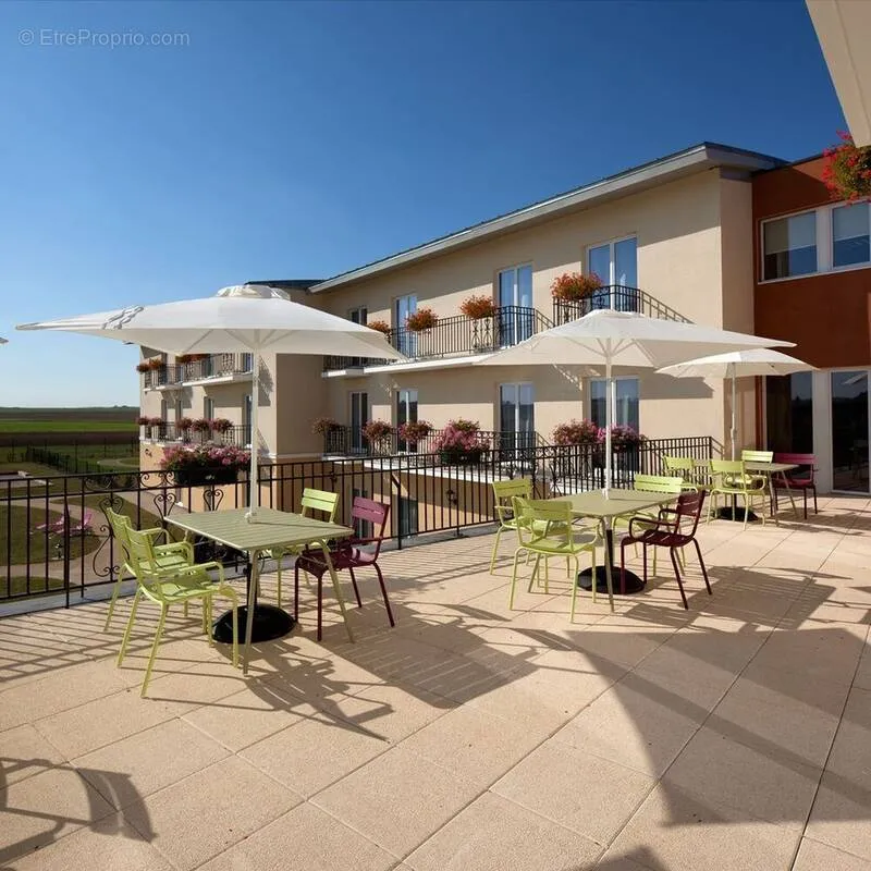 Terrasse - Appartement LMNP avec Accès Handicapé à Loisy-Sur-Marne