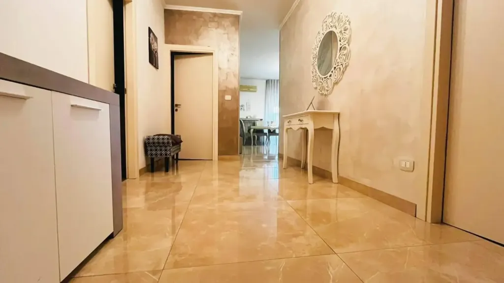 Esik - Rearranged Apartment with Balcony in Lucera