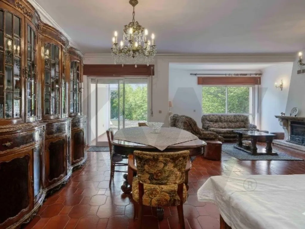 Söögituba - Luxury House with Garden in Cascais