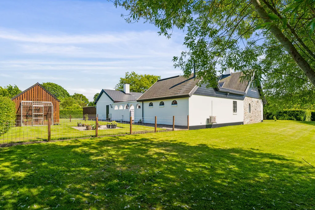 Aed - 6-toaline maja asukohas Randers NV