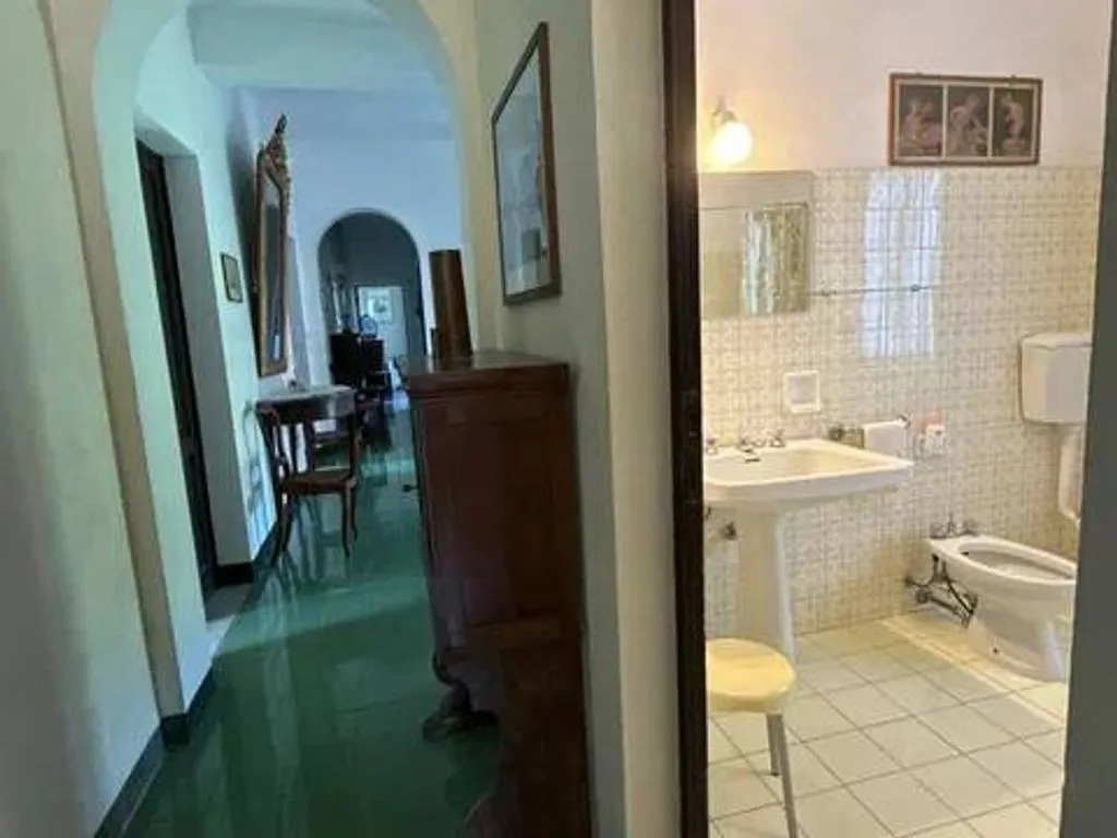 Salles de bain - Historic Villa with Panoramic Tower in Tuscany