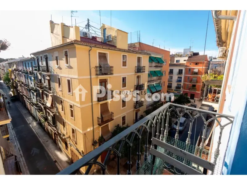 Balcon - Modern Flat with Balcony in El Carmen, Valencia