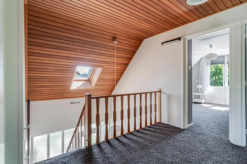 Pièces - Characterful Bungalow with Garden in Hasselt