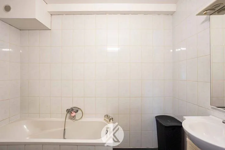 Salles de bain - Appartement à Grotstraat, Zottegem