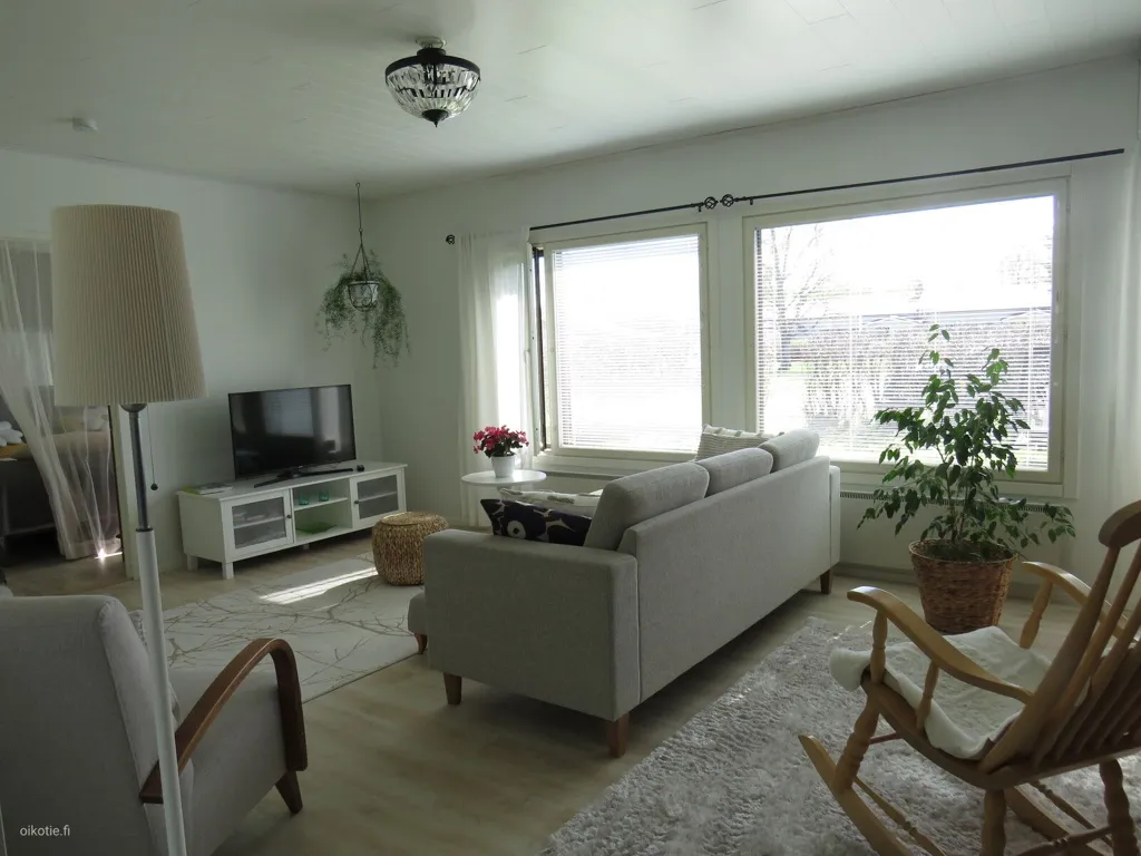 Elutuba - Well-Maintained Terraced House with Sauna in Helsinki