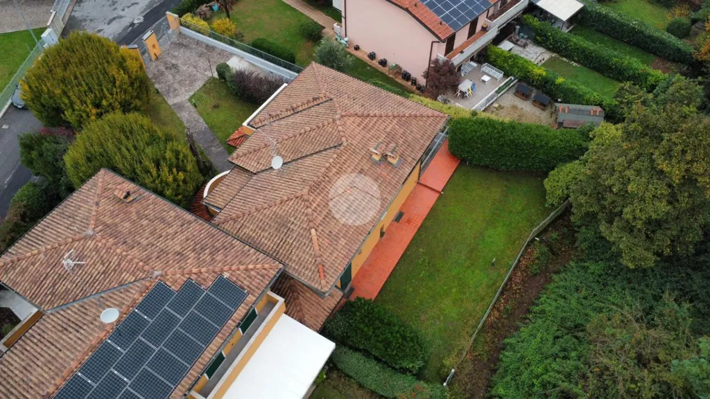 Vue aérienne - Prestigious Villa with Park View in Collebeato