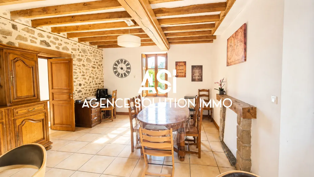 Sala da pranzo - House with Terraces near Andouillé