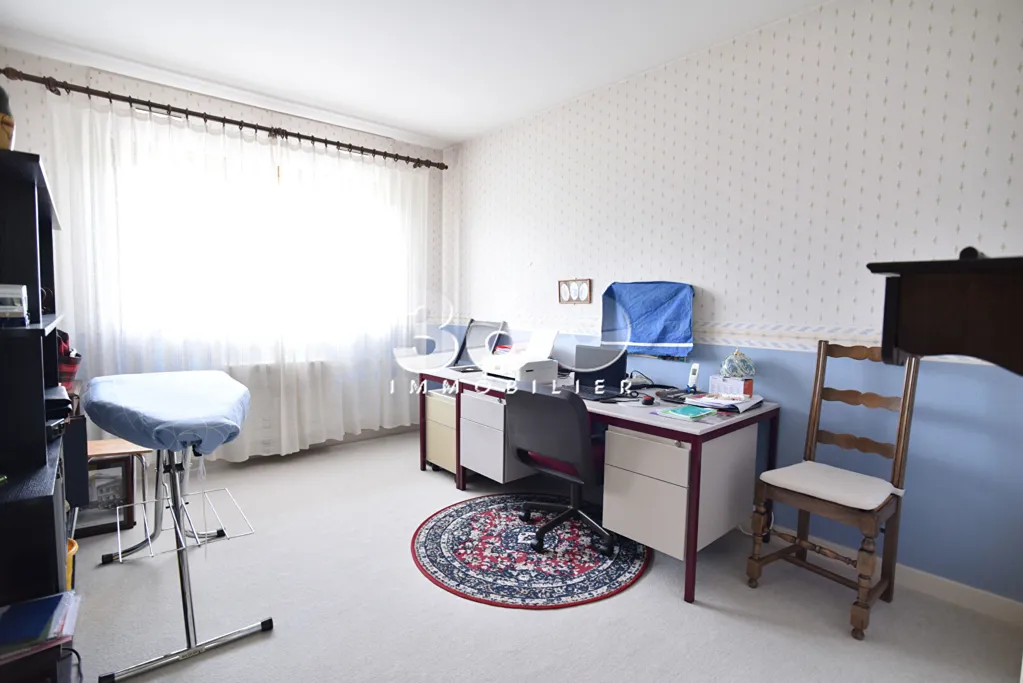 Bureau - Maison avec Jardin sur les Hauteurs d'Aix-les-Bains