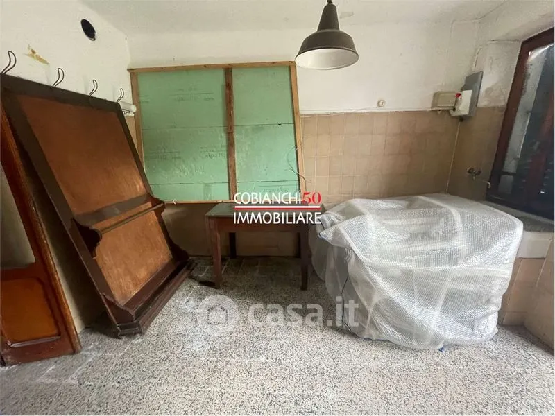 Stanze - Independent House for Renovation in Ghiffa
