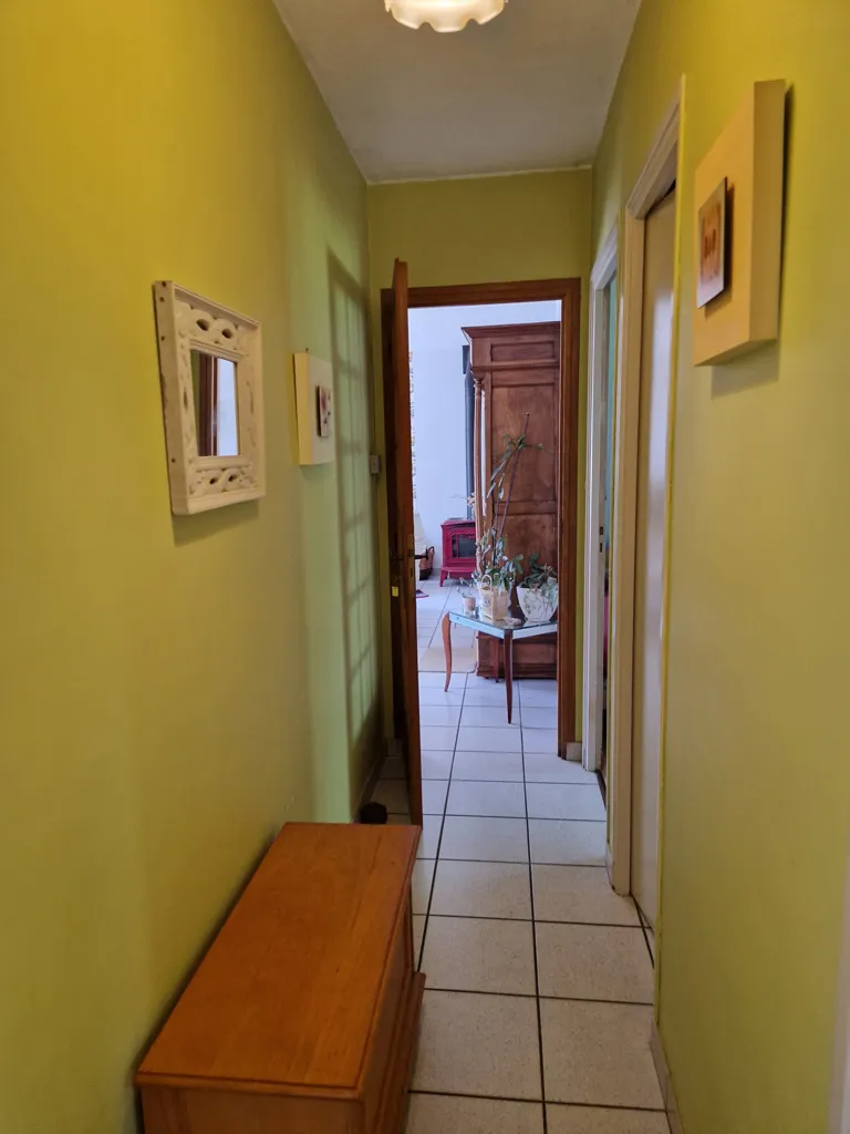 Hallway - Ground Floor House with Enclosed Garden in Impasse