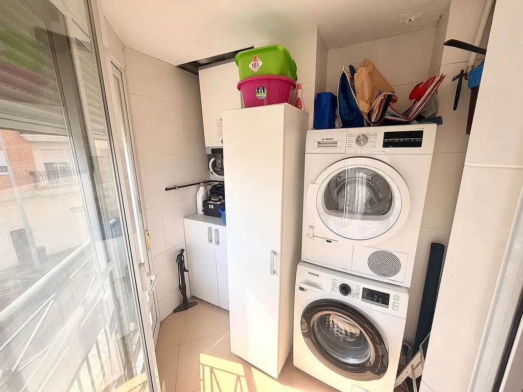 Buanderie - Apartment with Balcony in Llombai Area