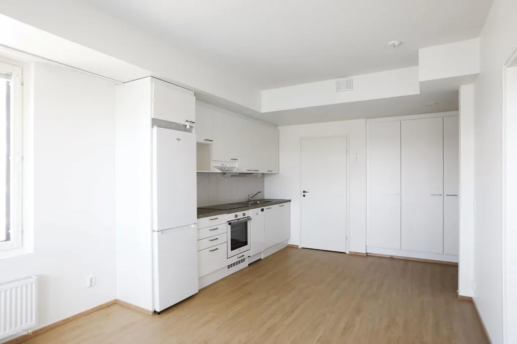 Köök - Modern Flat with Garden in Myyrmäki