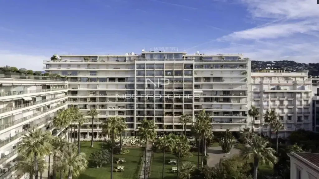 Õhuvaade - 2-Bedroom Apartment with Sea View in Cannes Croisette