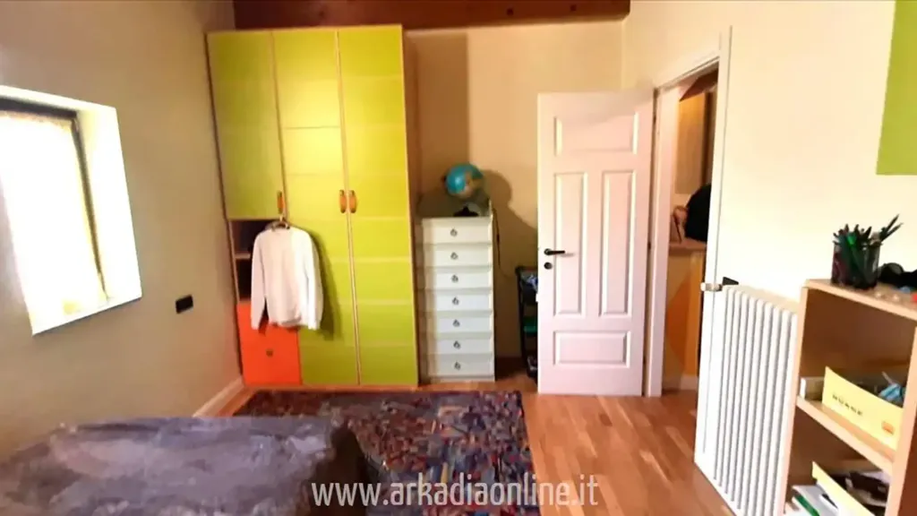Magamistoad - Two-Level Apartment with Terrace in Piacenza