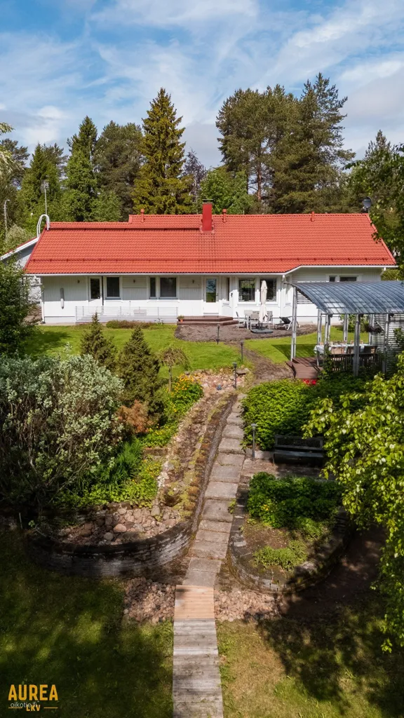 Vista aerea - Modernised Detached House with Garden in Ii