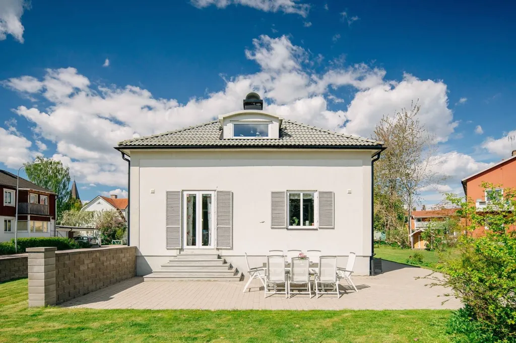 8-room house in Töreboda kommun