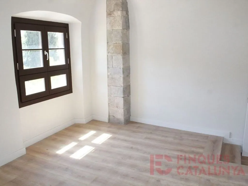 Pièces - Luxury Apartment with Historic Setting in Girona