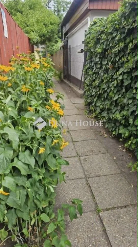 Giardino - Terraced House with Garden in Budapest 9th District