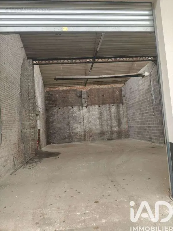 Parkimiskoht asukohas Roubaix