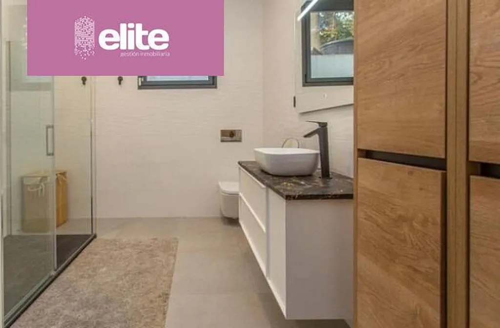 Salles de bain - Single-Storey Chalet with Pool in El Juncal