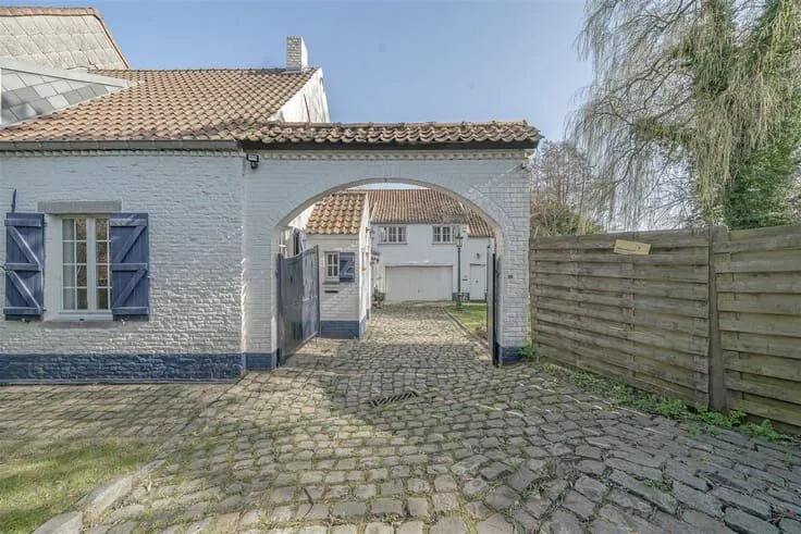 Maison 4 chambres à BE