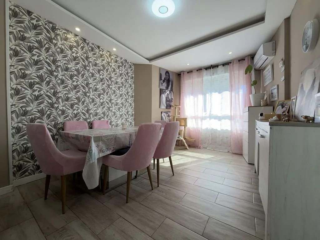 Salle à manger - Flat with Balcony and Terrace in El Pilar