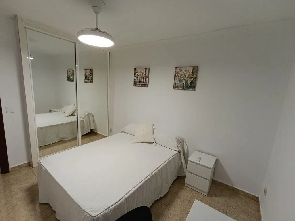 Magamistoad - Furnished Flat with Air Conditioning in Rochelambert