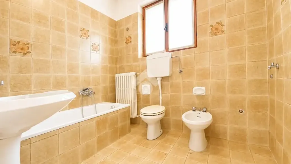 Bagni - Panoramic Villa with Garden in Ponte Lambro
