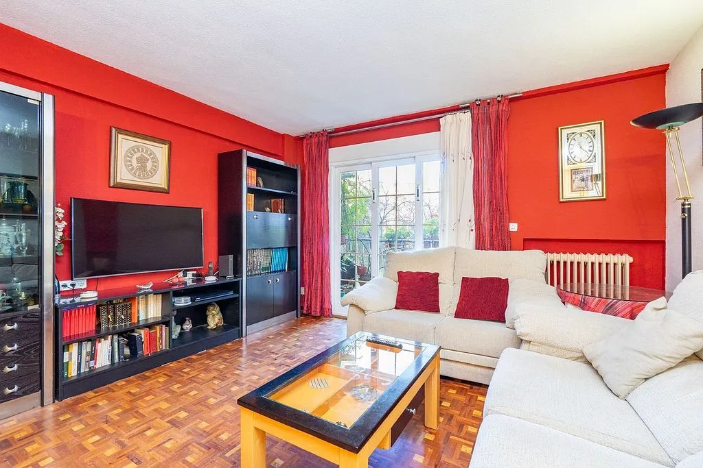 Elutuba - Apartment with Pool and Terrace in Móstoles