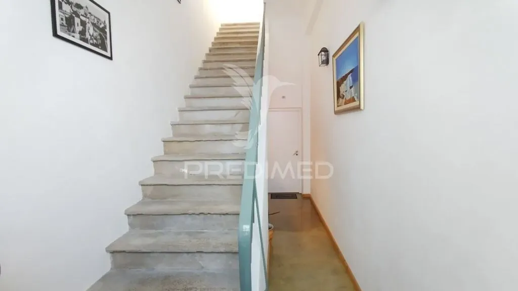 Pièces - Villa with Studios and Backyard in Olhão