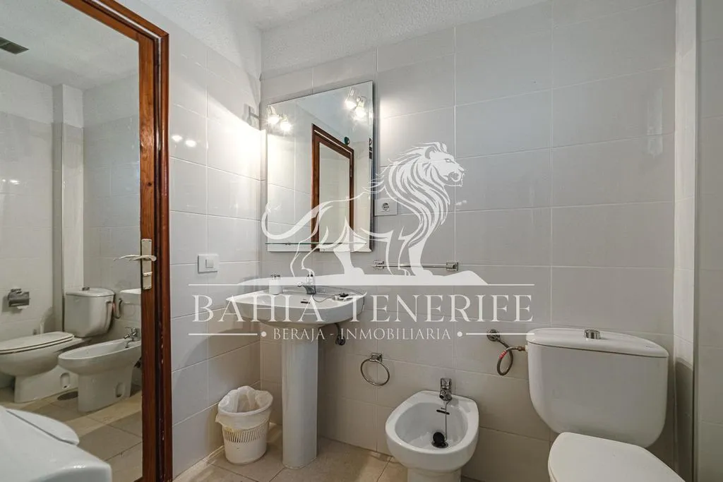 Vannitoad - Bungalow with Sea Views in Costa Adeje