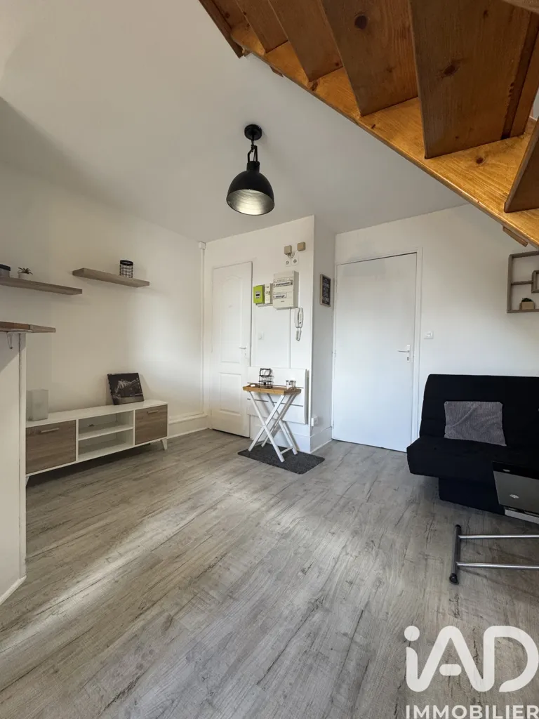 Elutuba - Duplex Studio with Mezzanine in Bourges