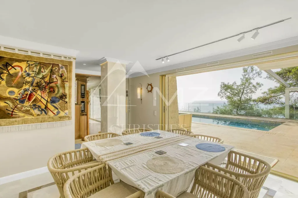 Terrass - Waterfront Villa with Pool in Saint-Jean-Cap-Ferrat
