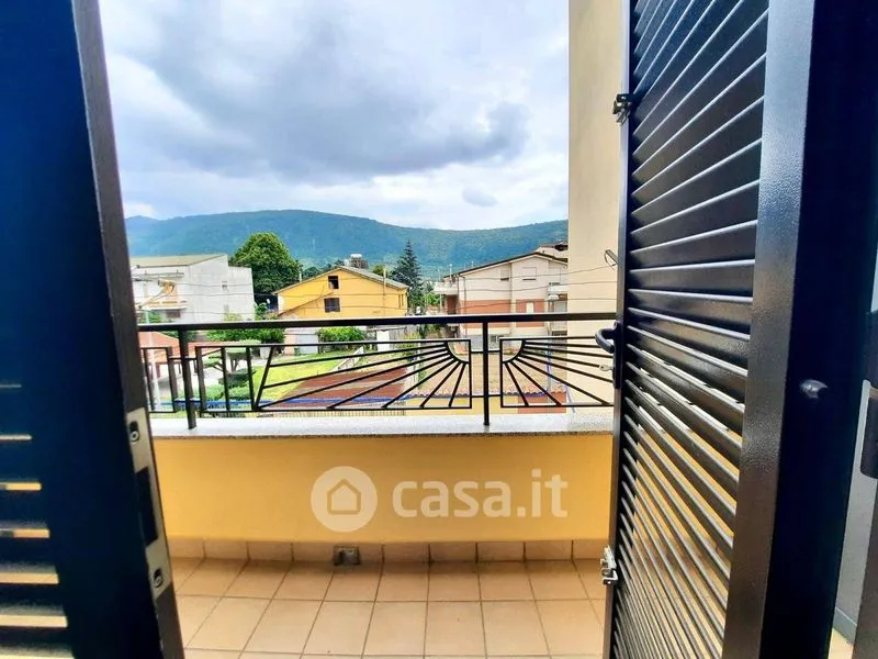 Balcon - Armed Trilocale with Balcony in Santa Maria a Vico