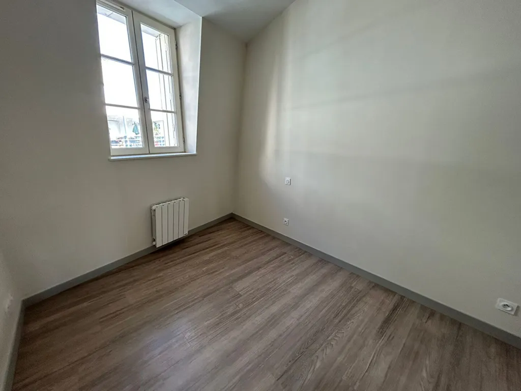 Toad - Flat with Parking in Poitiers Centre