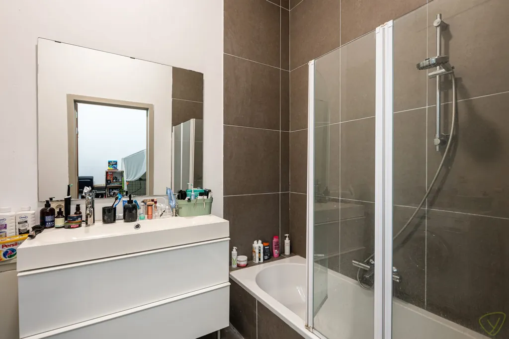 Salles de bain - Appartement en RDC avec Terrasse Sud à Sint-Laureins