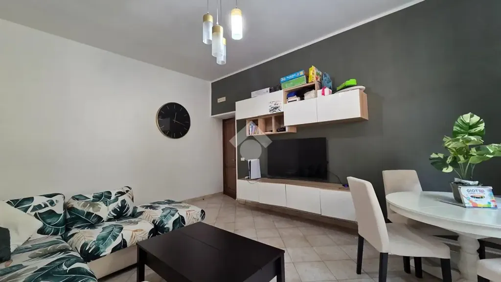 Living Room - Apartment with Terrace in Montesanto, Naples