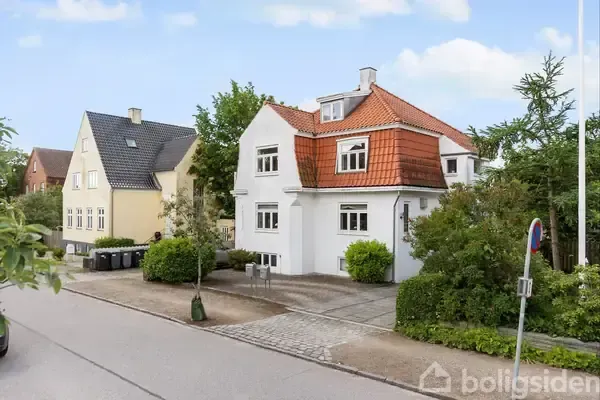 Välivaade - Villa Apartment with Private Garden in Vanløse