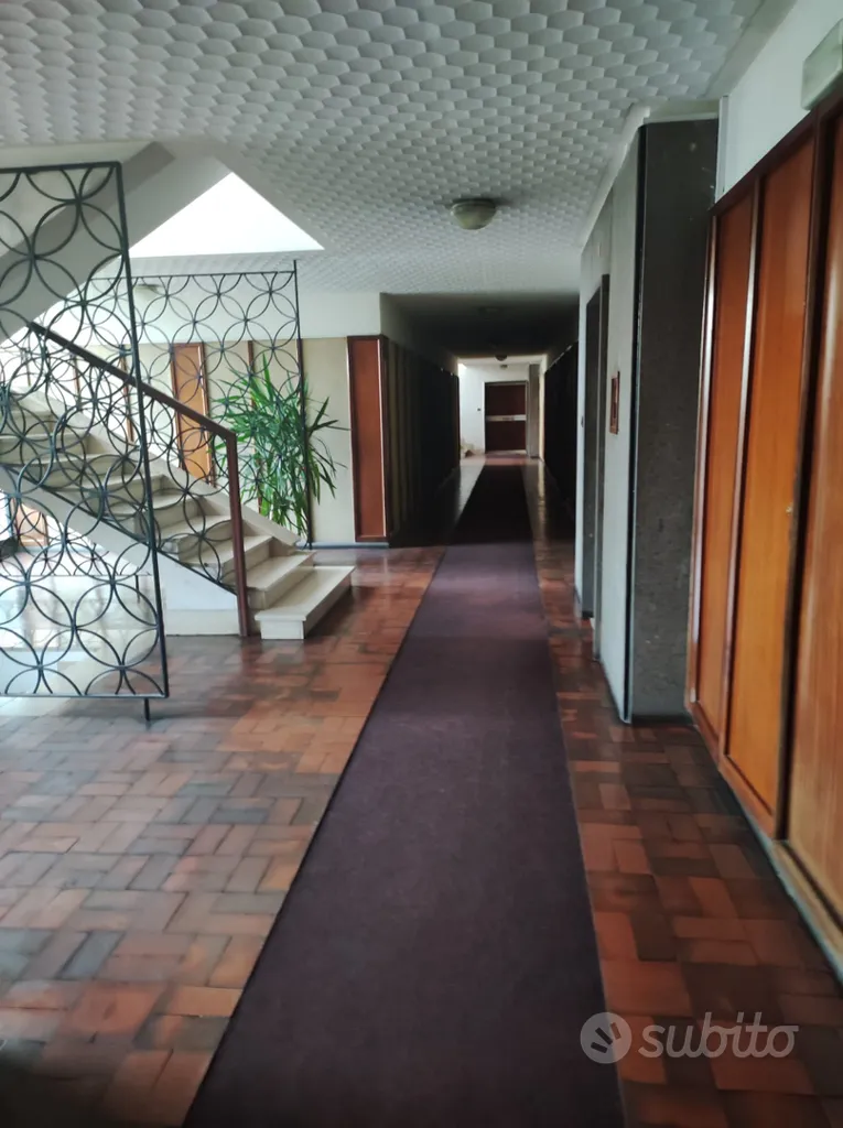 Entrée - Student Room with Balcony in Caserta