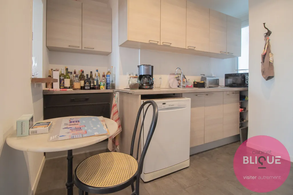 Köök - Apartment with Panoramic View in Nancy Centre