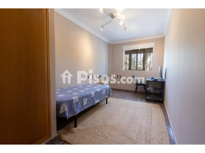 Magamistoad - Duplex with Terrace in Plaça Fundació Pere Bas