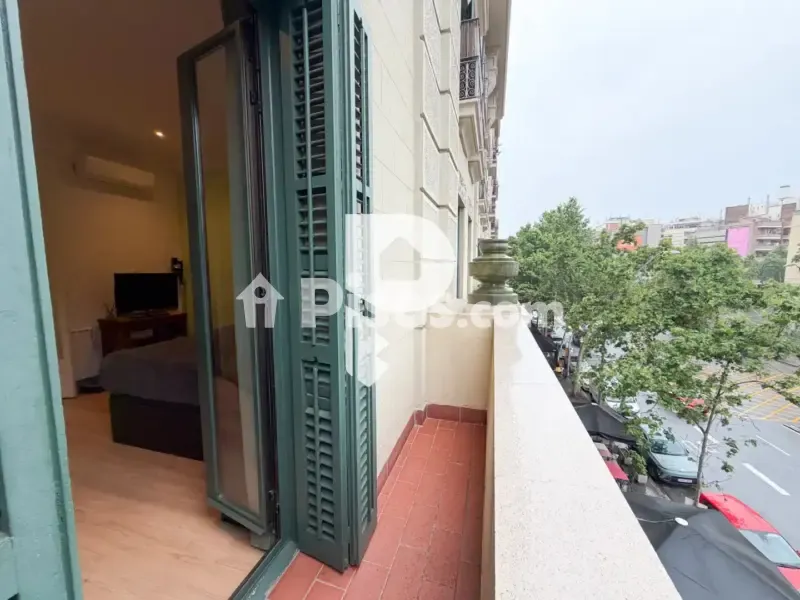 Balcon - Apartment with Historical Facade in Sant Antoni